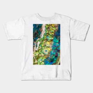 Peacock feathers Kids T-Shirt